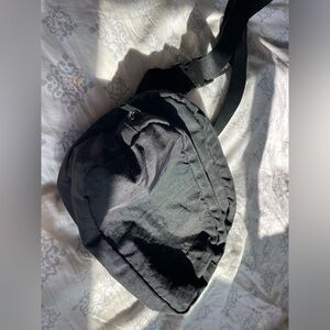 BAGGU black fanny pack